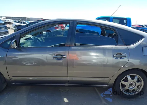 2009 Toyota Prius Touring from USA, damaged, VIN JTDKB20U393521789